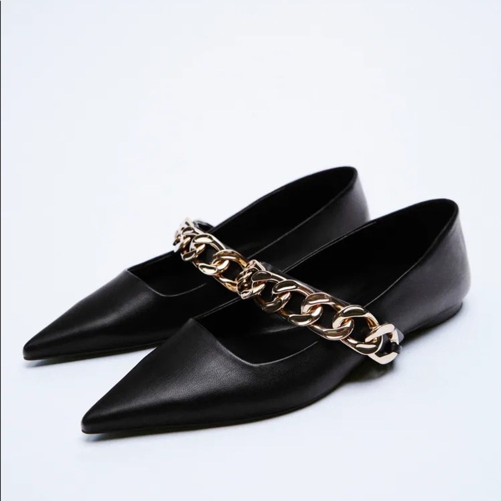 ZARA LEATHER BALLET FLATS WITH CHAIN NWT